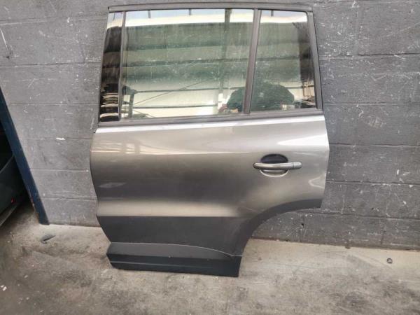 PORTE ARRIERE GAUCHE VW TIGUAN 2007-2016 - Vue 1